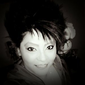 Meet your Posher, Norah